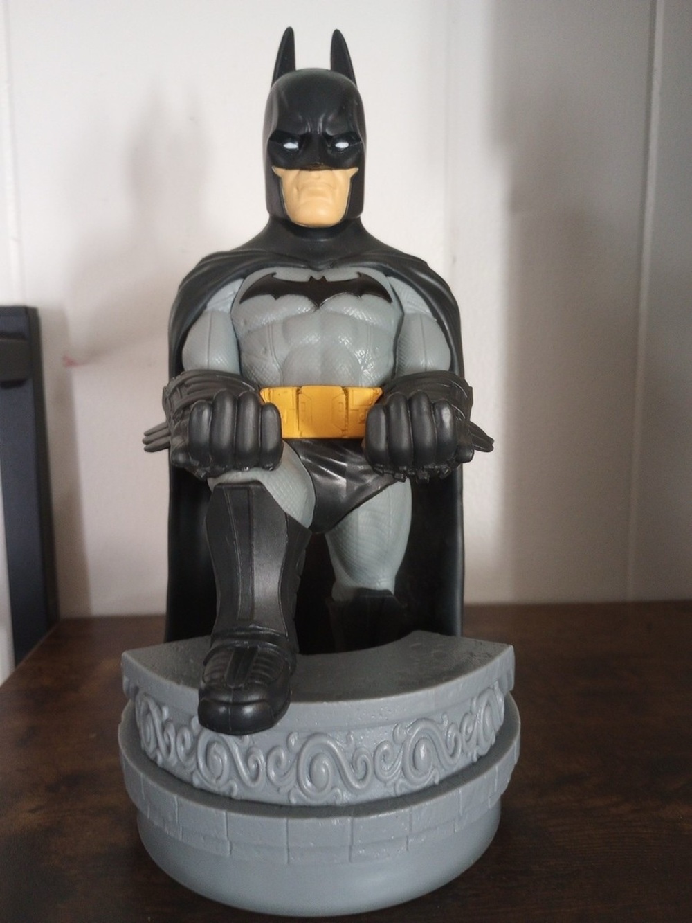 The Batman Phone Controller Holder Cable Guys New - Picture 4 of 5